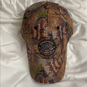 Camo men’s Redneck Nation hat